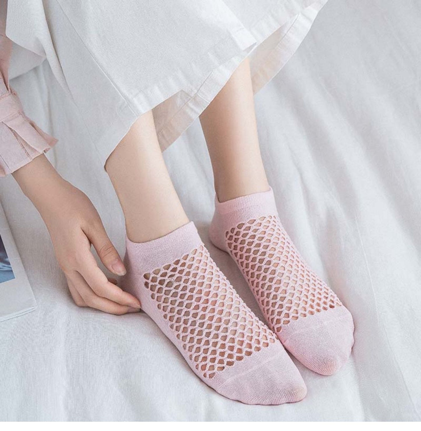 5 Pairs Women  Solid Color Hollow Mesh Ankle Socks Thin Breathable Comfortable Odor Proof Sweat Absorbing Casual Socks