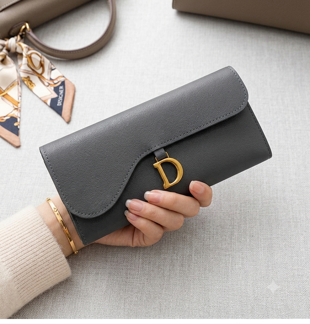 (Buy 1 Get 1 Free) New D shape Long luxury wallet for womens